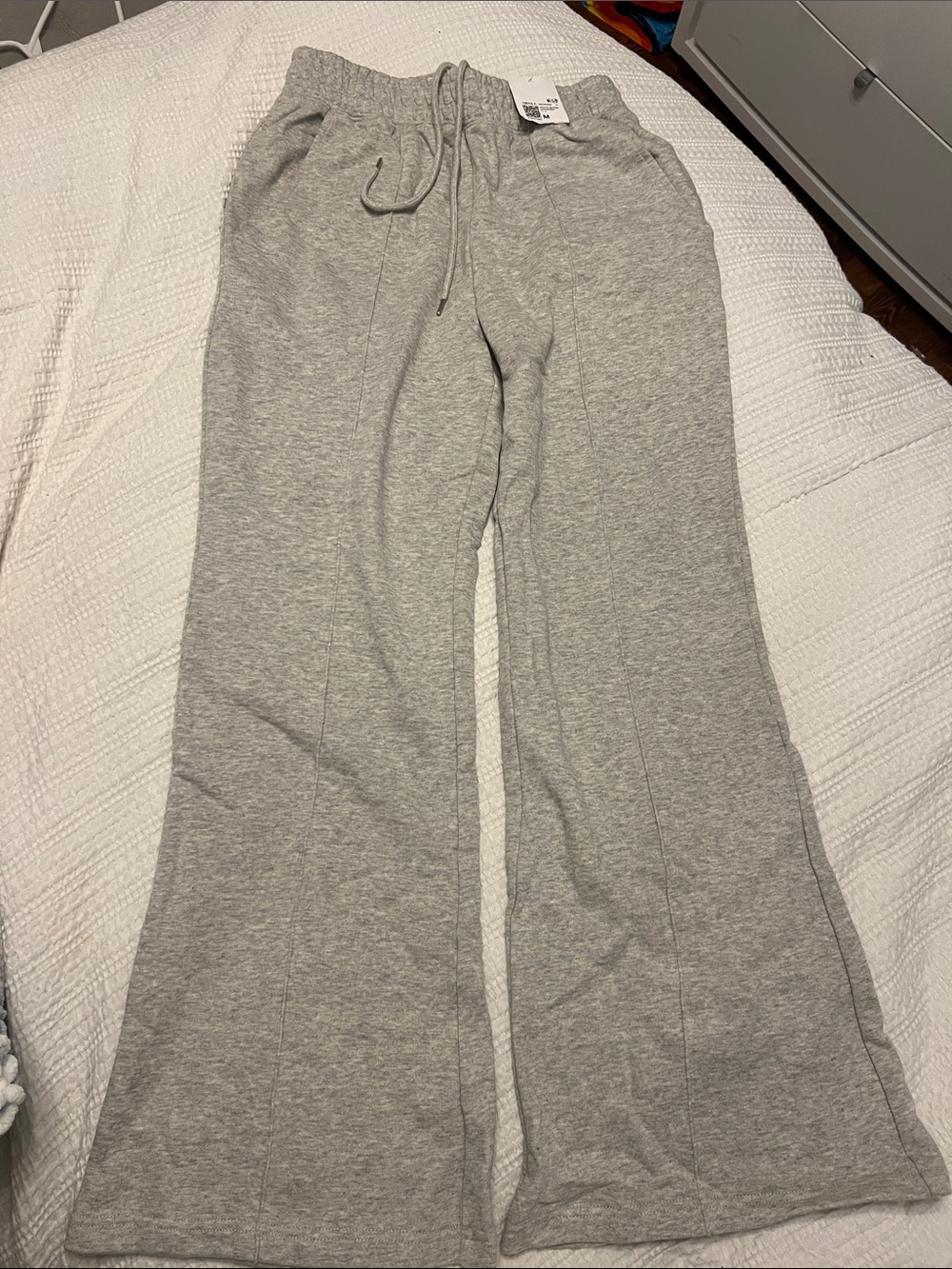NWT Forever 21 Light Gray Flare Sweatpants with Drawstring